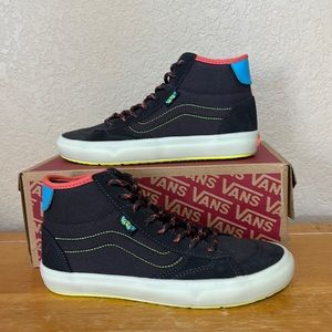 Vans The Lizzie skateboarding shoe translucent gray multi Eco Cush